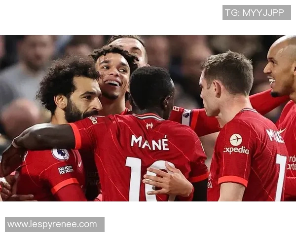 特伦特亚历山大阿诺德引领利物浦重塑英超边后卫新格局